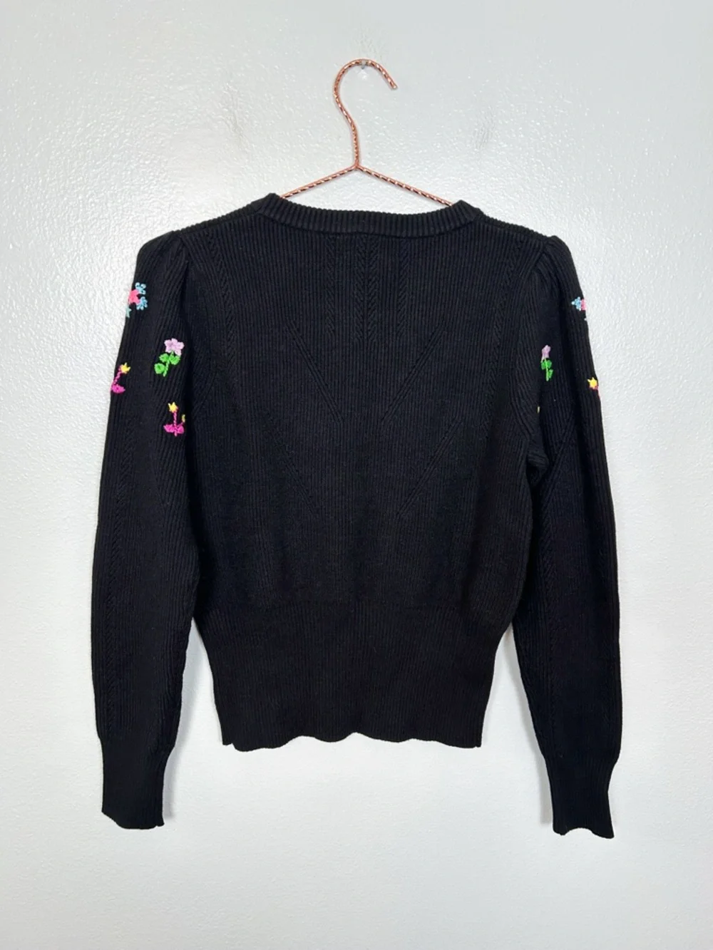 Essentiel Antwerp Floral Embroidered Sweater - Picture 3 of 8